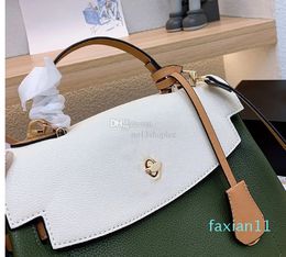 Designer Green White Leather Shoulder Bags Women Fashion Luxurys Lockme Ever Handbag