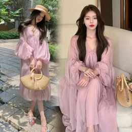 Maternity Dresses 2023 Spring Maternity Fashion Suit Mesh Super Fairy Sweet Suspender Pink Generous Dress Advanced Vacation Wind Skirt 230927
