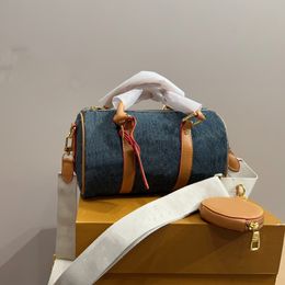 Designer Totes Women Handbags Lady Tote Shoulder Bag Men's Denim Travel Bags Pillow