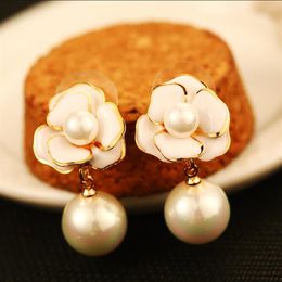 Fashion exquisite shell camellia pearl earrings Jewellery luxury 18k gold plated hypoallergenic earrings temperament ladies earrings334Z