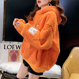 Women's Hoodies Sweatshirts Winter Autumn Warm Faux Lamb Fur Hoodie Casual Women Fleece Sweatershirt Crop Top Loose Pullover Sweat Femme YQ230928