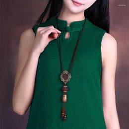 Pendant Necklaces Retro Sweater Chain Long Section Necklace Chest Tianzhu Jewellery Woman Folk-custom