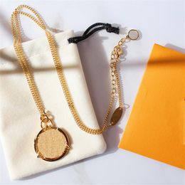 2021 Pendant Necklaces Fashion Necklace for Man Woman channel Jewelry Pendants Highly Quality 15 Model Optional1590