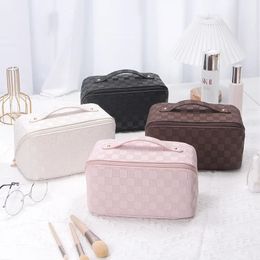 Cosmetic Bags Cases PU Pillow Makeup Pouch Womens LargeCapacity Luxury Wash Bag Multifunctional Travel Toiletry Kit Handbag Plaid 230927