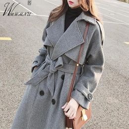 Women's Wool Blends Elegant Pinstripe Long Woollen Coat Women Fall Winter Slim Belt Wool Blend Jackets Chic Vintage Double Breasted Warm Overcoat 230927