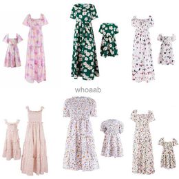 Family Matching Outfits Summer Mother Daughter Tutu Skirt Girl Floral Parent-child Puff Sleeve Dress Printing Family Matching Outfits Shirts Family Sets YQ230928