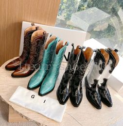 Tasarımcı Botları Batı Kovboy Botları Şaft İşlemeli Giden Lüks Tıknaz Topuk Diz Yüksek Kadınlar Boot Moda Deri Orta Kovboy Ayakkabı Kutulu