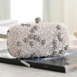 Evening Bags Women's Clutch Bag Crystal Pearl Clutch Purse Luxury Handbag Embroidery Evening Bag Wedding Bag for Bridal Shoulder Bag ZD1529 230927