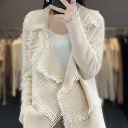 Womens Knits Tees Korean Tailored Collar Sweaters Clothing Casual Chic Tassel Spliced Autumn Winter Vintage Solid Colour Knitted Cardigan 230927