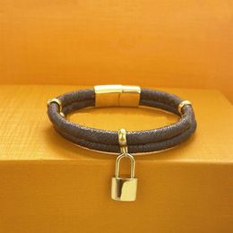 Fashion Magnet Lock Leather Bracelets Unisex letter lover Charm Bracelet classic designer Jewellery Gift1821