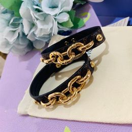 Europe America Fashion Lady Women Print Letter Flower Pattern Engrave V Letter Gold-colour Leather The Chain Bracelets Bangl339l