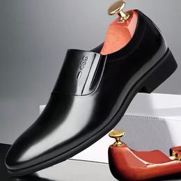 Men's fashionable casual shoes Business Shoes Wedding leather shoes Leather low cut casual shoes