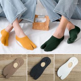 Women Socks Japanese Style Two Finger Cotton Breathable Toe Men Non-Slip Invisible Low Cut Boat Couple Tabi Sock