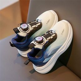 Autumn new girls' shoes, sports shoes, children's old shoes and girls' children's soft-soled rotating button casual shoes