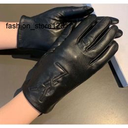 good Designer gloves For Women Fashion BLack sheepskin leather Fleece inside Letter glove Ladies touch screen winter thick warm Gunine Leathers Gifts