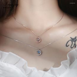 Pendant Necklaces Temperament Star Hug Moon Necklace For Women Luxury Gold Colour Crystal Zircon Chain Chokers Korea Jewellery Accessories