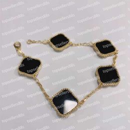 Classic Fashion Charm Bracelets Four Leaf Clover Designer Jewellery 18K Gold Bangle bracelet for women men Necklaces Chain elegant j233t
