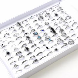 Whole 100pcs Lot Assorted Diy Bohemia Vintage Silver Golden Flower animal Finger rings For Women Party Gift Jewelry Rings309o