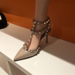 New pointed black rivets high-heeled shoes female sandals fine heel absolute beautiful nude color single shoes lutin shallow mouth 2024 NEW