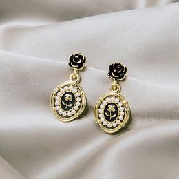 Backs Earrings Retro Hepburn Style Gentle Small Rose Pearl Clip Luxury Enamel Black Flower No Hole On For Women Party