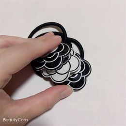 Fashion black and white acrylic flower head rope rubber bands hair ring ponytail clip hairpin for ladies favorite headdress Jewelr218S