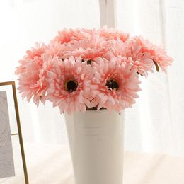 Decorative Flowers 20Pcs Silk Artificial Chrysanthemum Hydrangea Fake Bridal Wedding Bouquet For Home Garden Party Decor