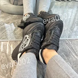 New top Casual shoes for men and women retro fashion designer outdoor sports shoes classic running shoes for couples xsd230403