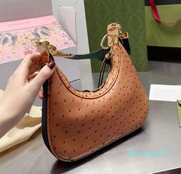 Retro Crescent Bag Crossbody Half Moon Bags Women Handbags Lady Shoulder Croissant Purse Genuine Leather Red Green Strap Pouch Gold Hardware