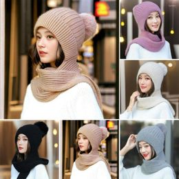 Berets Big Plush Ball Decoration Hat Winter With Knitted Scarf Windproof Neck Protection Cosy Stylish Outdoor Cap For Women