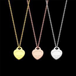 2022 Fashion New T Letter Pendant Necklace Brand Classic Heart Shaped Designer Necklace Men&Women Couple Stainless Steel Necklaces237r