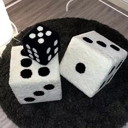 Decorative Objects Figurines Dice Stool Shoe Household Highgrade Decoration Creative Children's Simple Style Sitting Block 230928