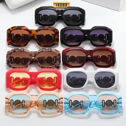 Hot-selling Designers Sunglass Rectangle Sunglasses for Women 90s Retro Trendy Classical Vintage Square Shades with Box