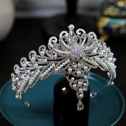Hair Clips Retro Baroque Bride Crown Headwear Luxury Birthday Wedding Dress Jewellery Pins Fashion Hairwear For Women Tiaras Headpiece