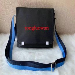 latest style DISTRICT shoulder bag famous Classic designer fashion Men messenger bags cross body School Bags hyr092591