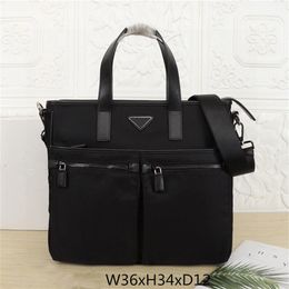 Men's Black Waterproof Nylon Designer Briefcase High Quality Laptop Bag Large Capacity Retro Fashion Office Handbag267a