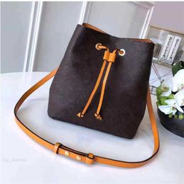 26cm Top Quality Fashion Genuine Leather Women Neonoe Shoulder Bag Classic Letter Crossbody Bag Free Shipin case