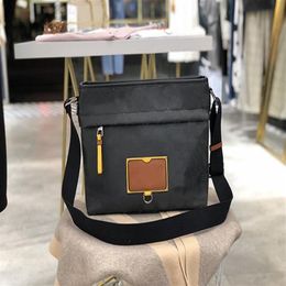 handbag L 44Luxurys Designers Bags black and brown trim is optional for mailman Bag520 stylish diagonal cross wrap size 30 25 12 c2594