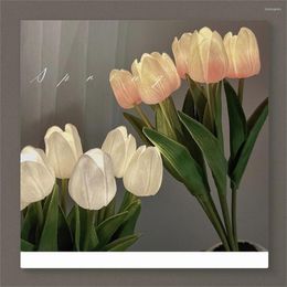 Table Lamps LED Tulips Artificial Flowers Night Light El Bedroom Bedside Wedding Lamp Decorative Cafe Ornaments Living Room Aisle