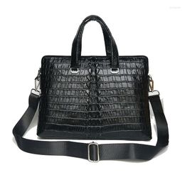 Briefcases Classic Design Men's Business Briefcase First Layer Cowhide Leather Crocodile Pattern Totes Handbag Male Shoulder Messenger