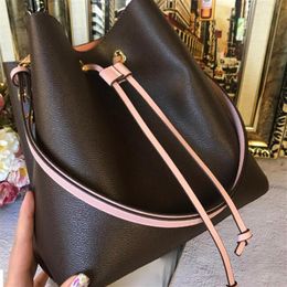 2019 Fashion genuine leather bucket bag women famous designer Drawstring handbags flower printing crossbody purse297N