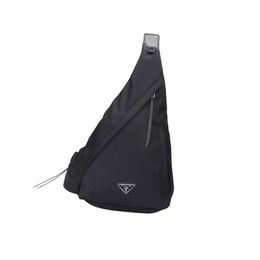 Luxury Shoulder Bags Canvas chest bag Large capacity backpack Fanny pack for men Unisex Casual travel bag Lady Designer Satchel le259O