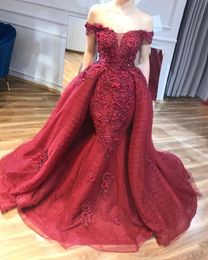 Dubai Red Lace Beaded Mermaid Evening Dresses With Detachable Train 3D Flower Prom Gowns Off Shoulder Abendkleider 2023