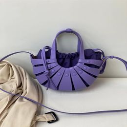Internet Celebrity Same Style Cowhide Hollow Pull-Belt Handbag Fashion All-Match Shoulder Oblique293B