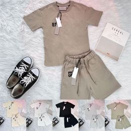 Abiti per bambini abiti per adulti set essenziali set ragazzi ragazzi casual baby tracksuit da ragazzi ragazze t-shorts cortometraggi per bambini