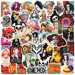 50 pezzi classici anime One Piece adesivi Rufy Graffiti Kids Toy Skateboard auto moto bicicletta decalcomanie all'ingrosso