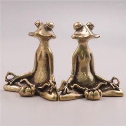 Garden Decorations Retro Bronze Meditate Frog Car Ornament Decoration Zen Buddhism Frogs Auto Sculptures For Home Desk Crafts Small Statue