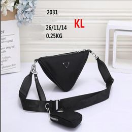 Bayan 2pcs Set Naylon OSLE Çantalar Diagonal Crossbody Cüzdan Lüks Tasarımcı Crossbody Üçgen Çanta Kız Kadın Para Çanta Hyt3014