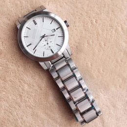 Fashion Men Wristwatch 42MM British Style Quartz Chronograph Date Mens Watch Watches Silver Stainless Steel Bracelet White Di287Y
