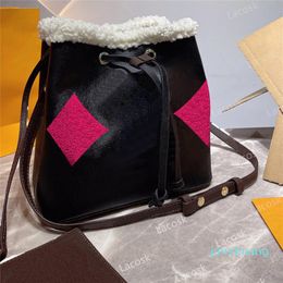 Designer- Winter Fur Neo Bucket Bag Old Flower Shoulder Bags Cross Body Large Capacity Women Handbags271h