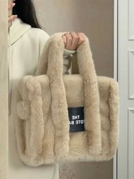 Totes Luxury Designer Faux Fur Tote Bag for Women Handbags Autumn Winter Plush Shoulder Crossbody Bags Shopper Purses 230103